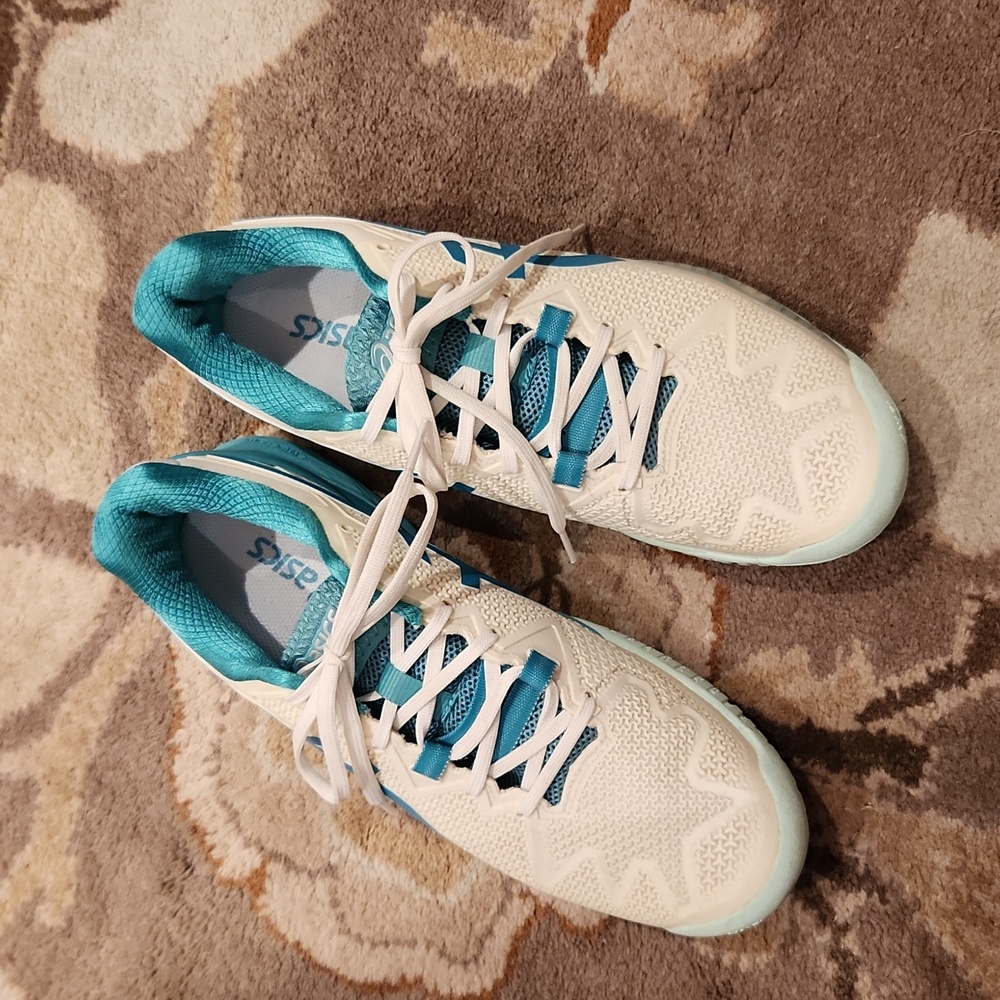 Asics women's tennis shoes